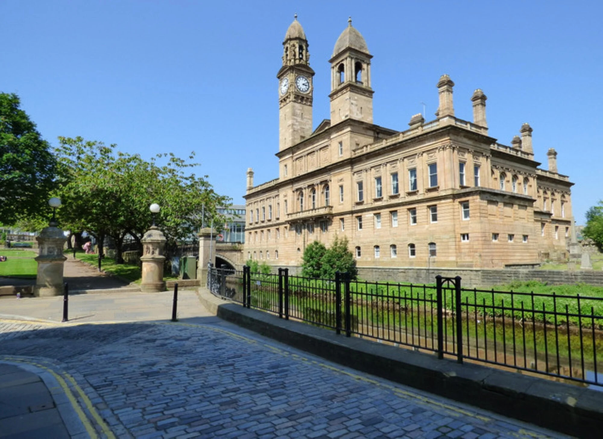 Vets in Paisley
